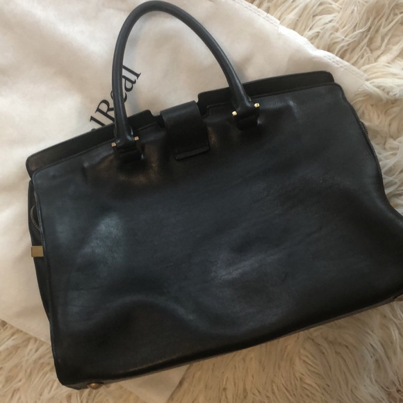 YSL Classic Y Cabas - Picture 8 of 16